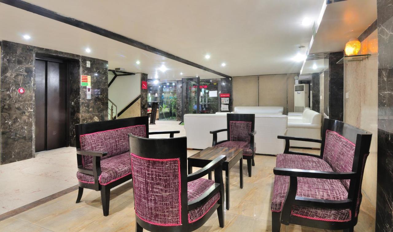 The Bonlon Inn-Near Blk Hospital Delhi  Esterno foto