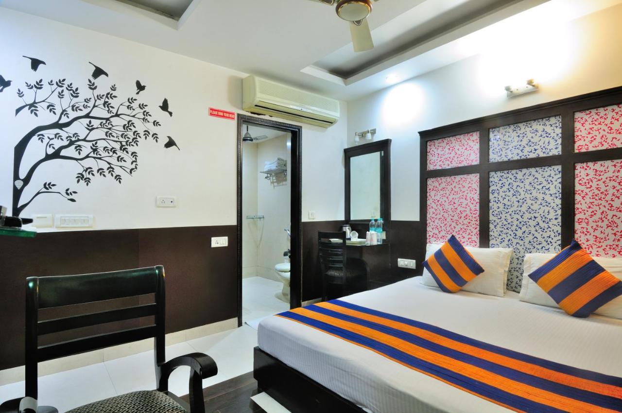 The Bonlon Inn-Near Blk Hospital Delhi  Esterno foto