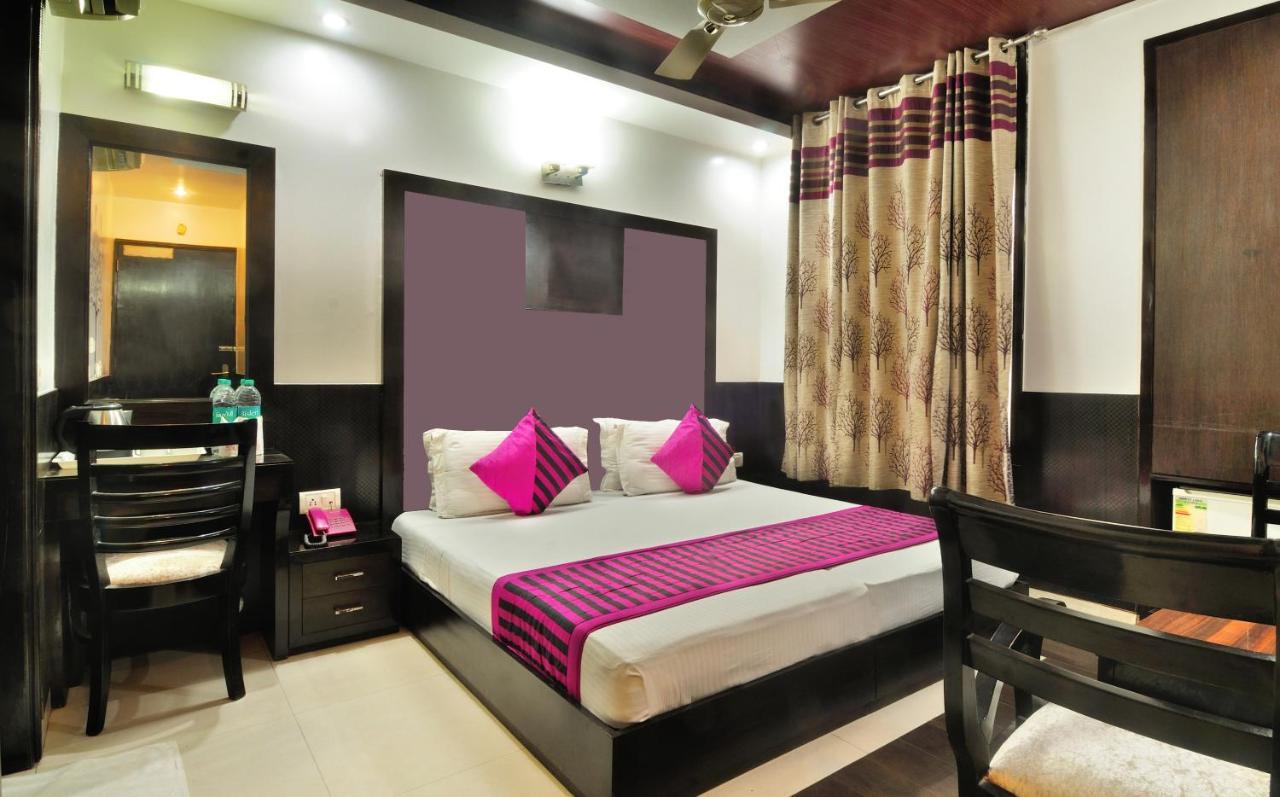 The Bonlon Inn-Near Blk Hospital Delhi  Esterno foto