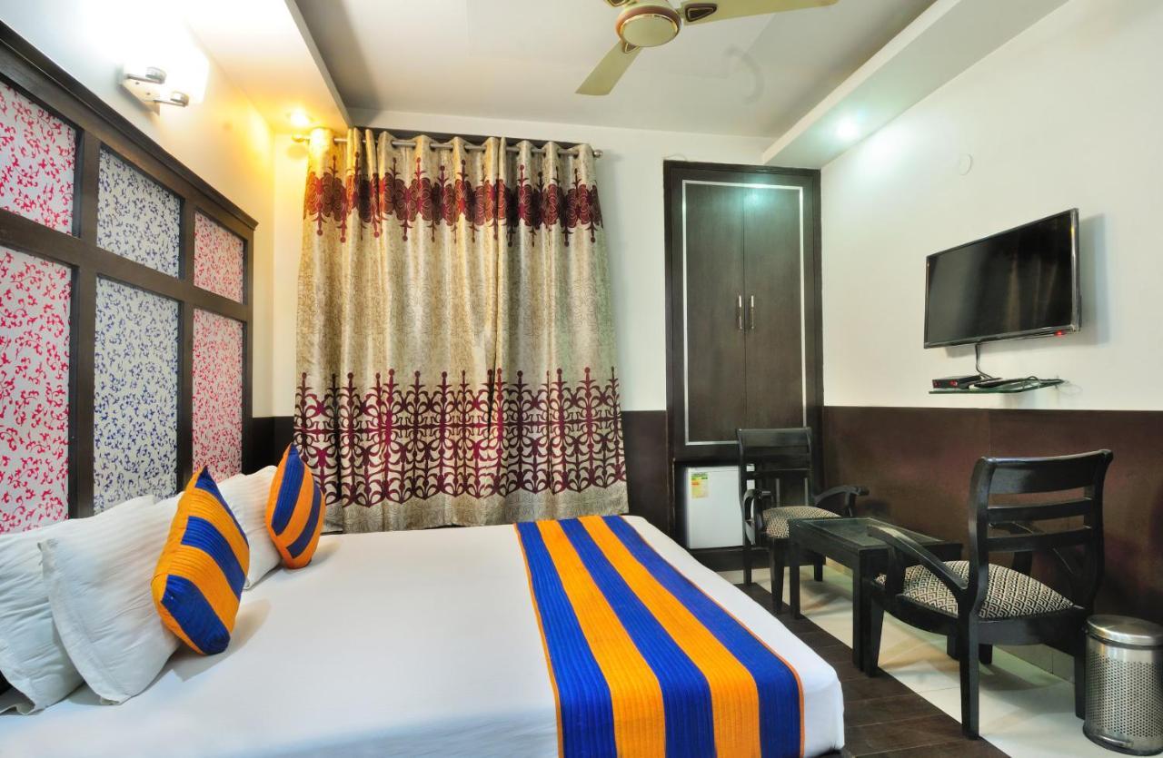 The Bonlon Inn-Near Blk Hospital Delhi  Esterno foto